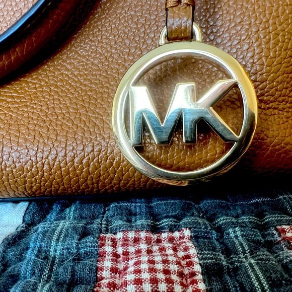 Michael Kors Medium Maxine Leather Satchel - Picture 5 of 10